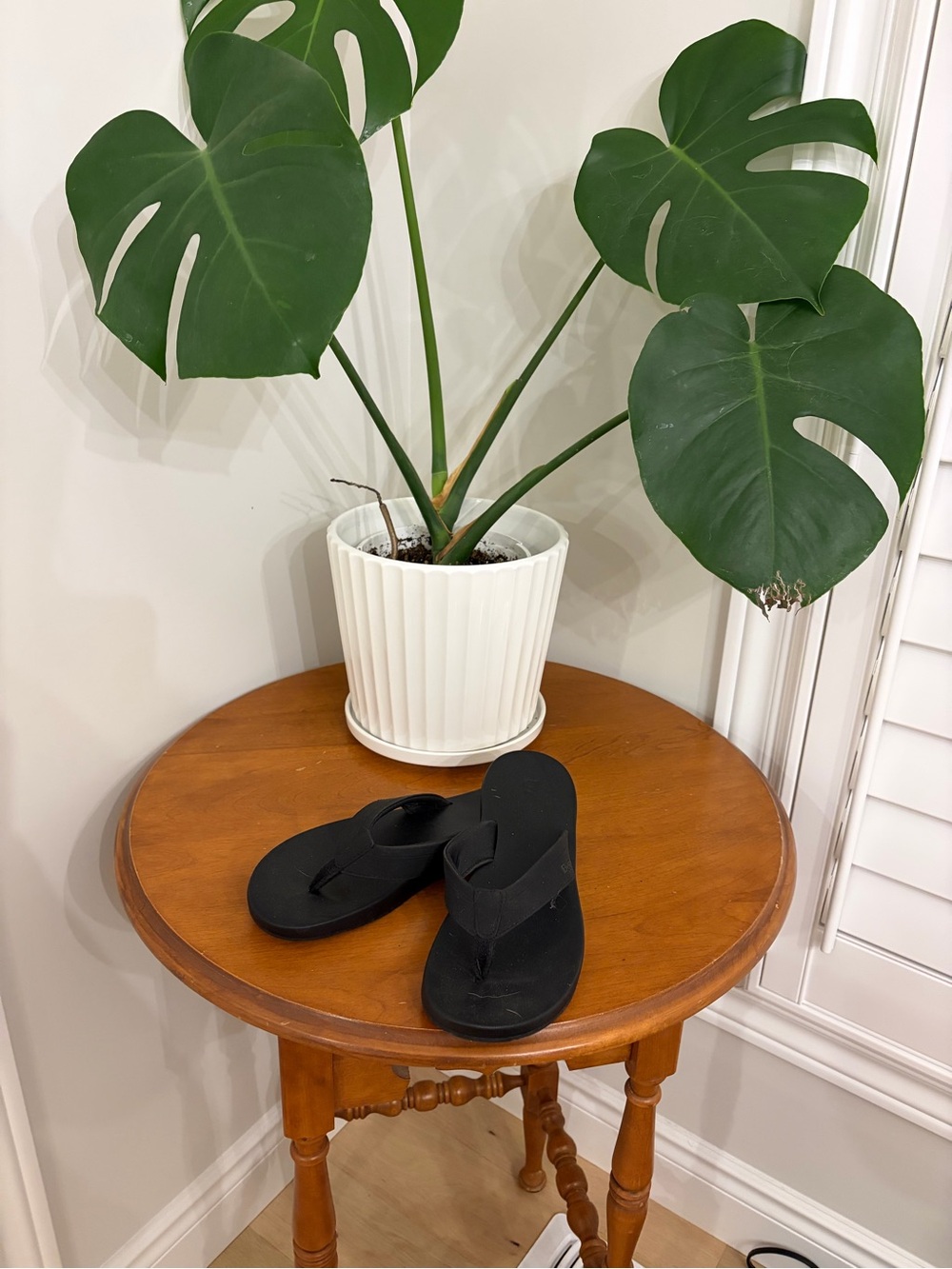 Woman’s Bench Flip Flops